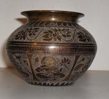 anfora_ferro_sbalzata